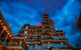 Burj Al Swat Hotel