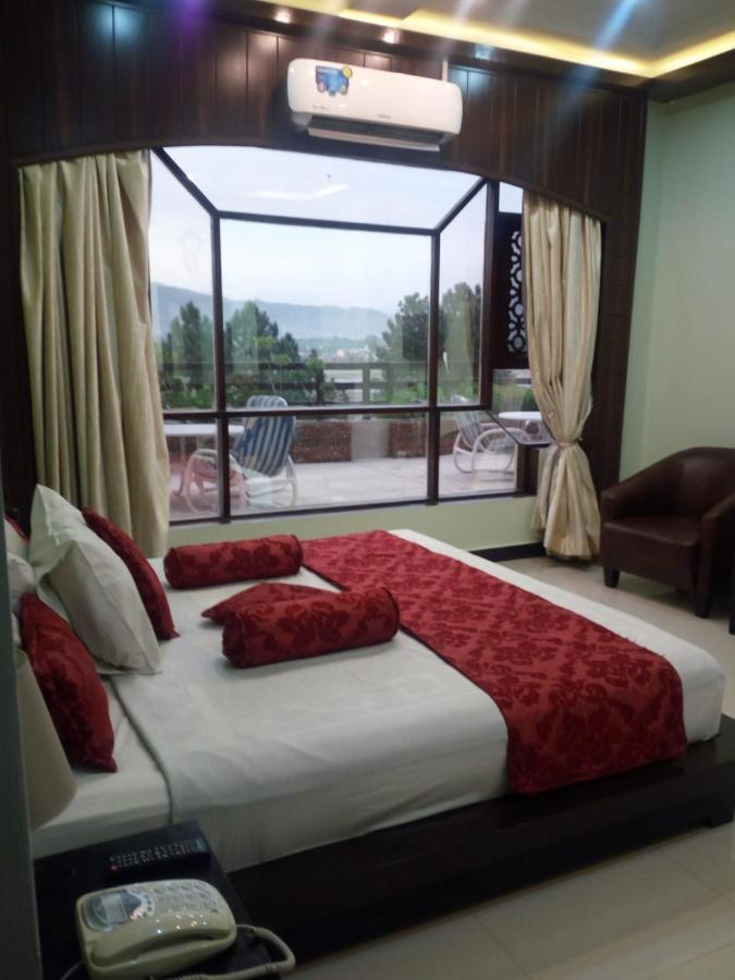 Burj Al Swat Hotel Saidu Sharif Exterior photo